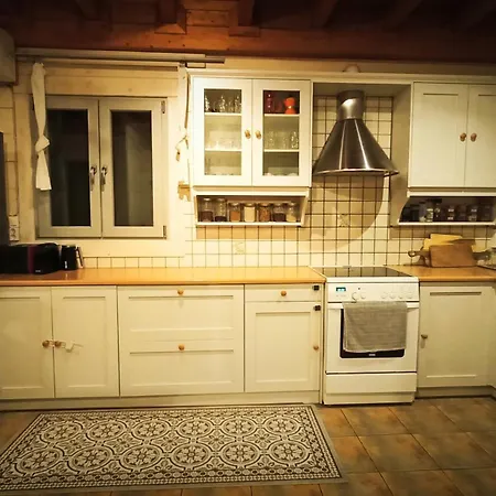 Casa de Férias With Pool Minutes From *