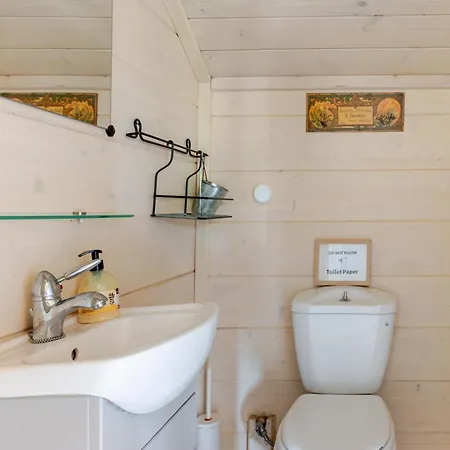 With Pool Minutes From Casa de Férias